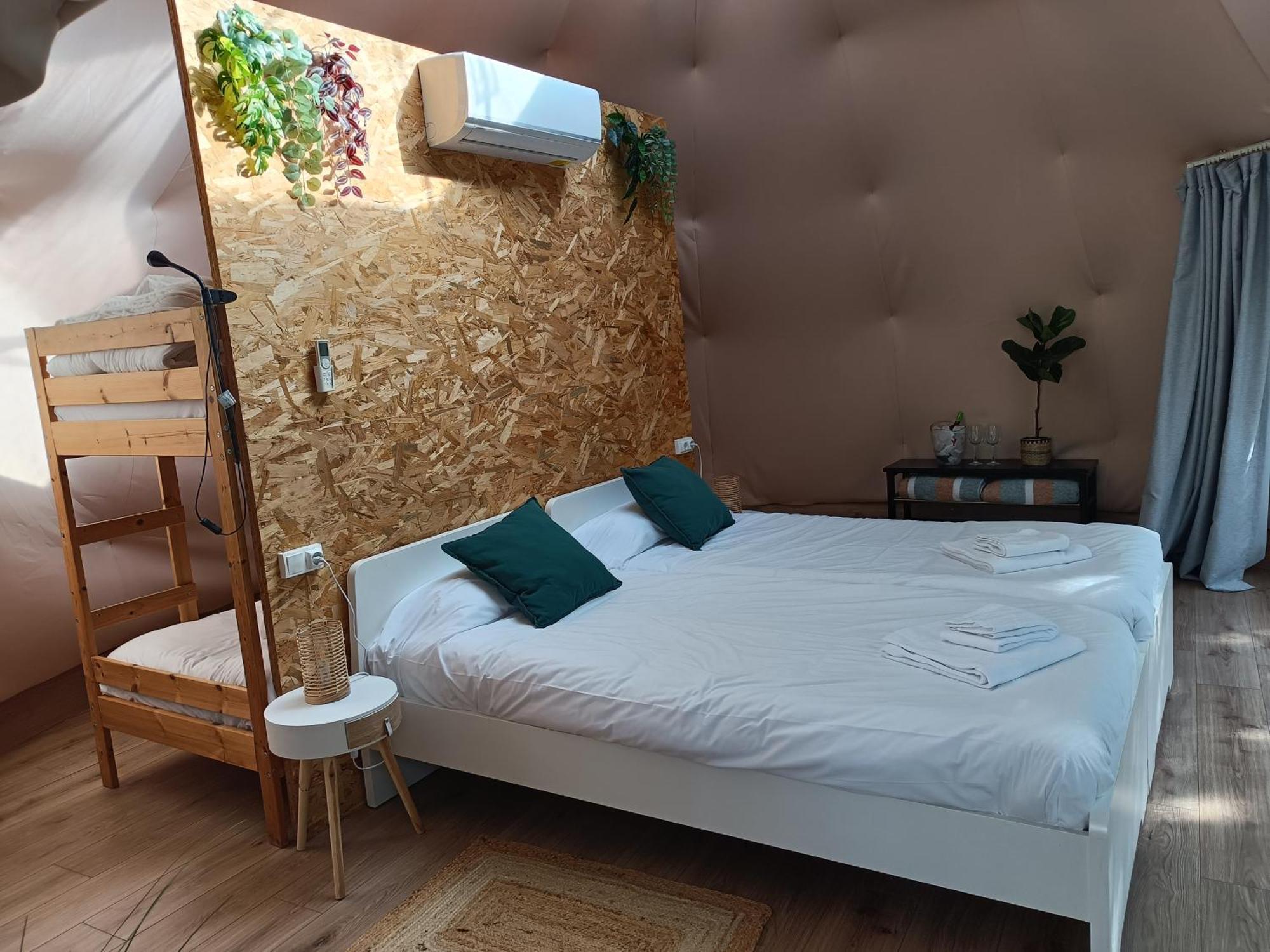 Glamping Canon Del Rio Lobos 우세로 외부 사진